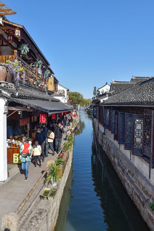 胡维平 诗/行书《七律 读曹操观沧海有感》